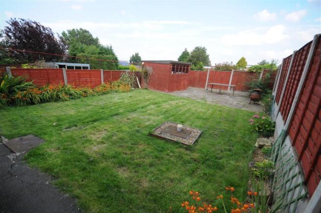 Rear garden, patio a