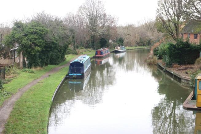 Heydon Court - Local Area