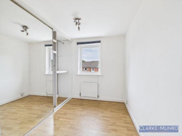3 bed Semi-Detached for sale Image 6