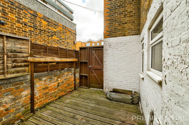 Photo 30