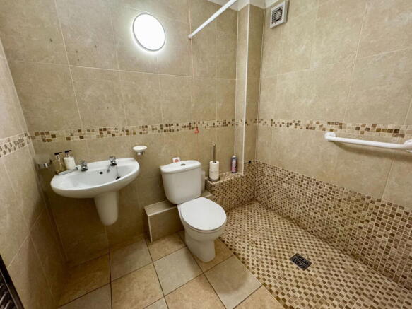 1 bed Flat for sale Image 9