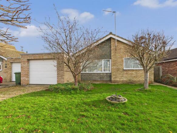 3-bed detached on Hillcrest, Downham Market, £250,000