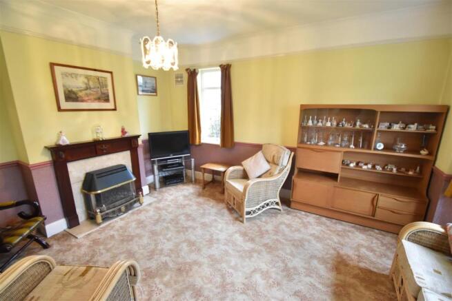 Sitting Room.JPG
