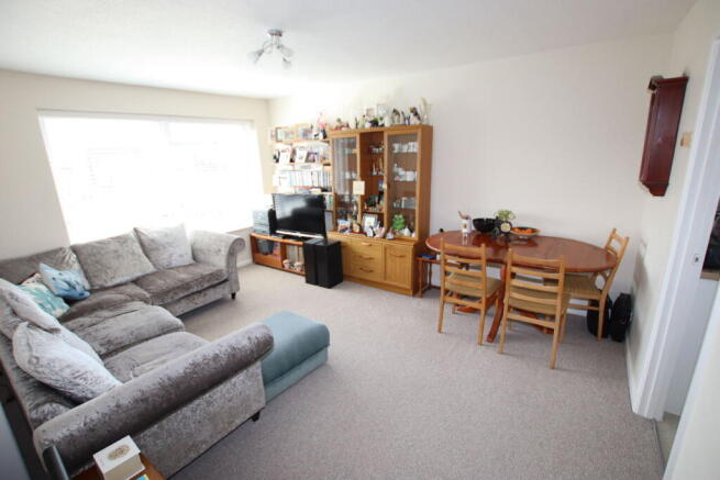 Land Close, Clacton on Sea, CO16 photo 5