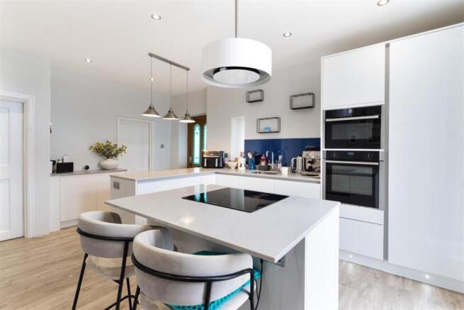 Kitchen 2 (20).jpg