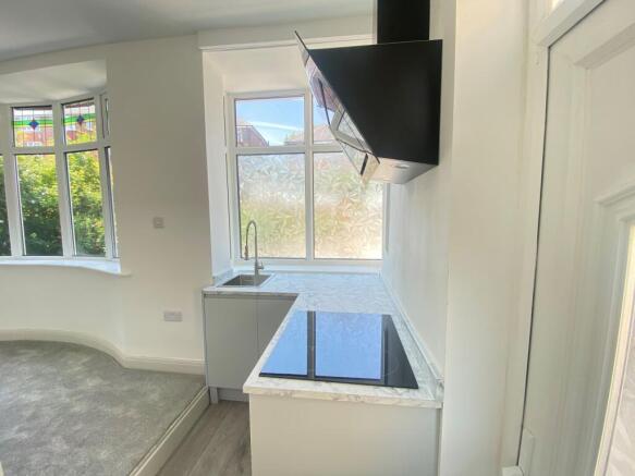 3 bed Semi-Detached for sale Image 4