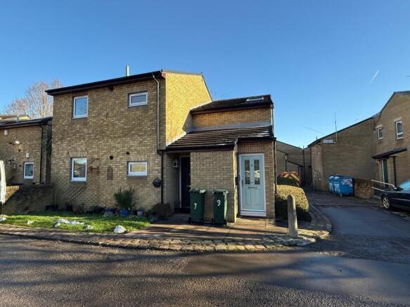 2 bed Flat for sale Image 7