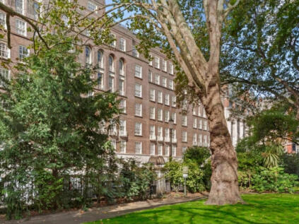 Lowndes Square, London, SW1X