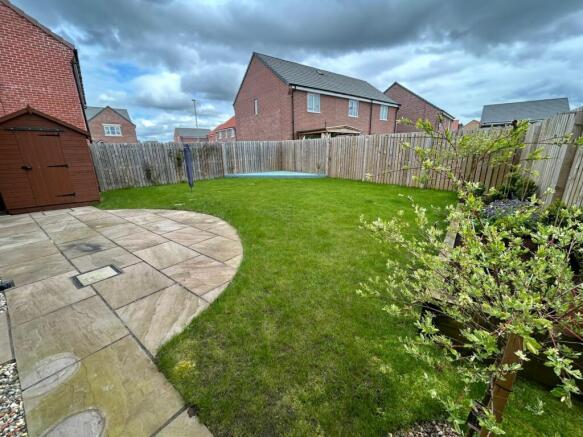3 bed Detached to rent Image 10