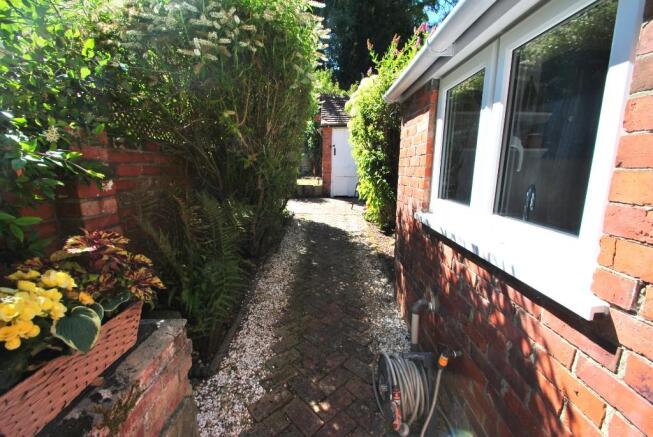 Photo 14