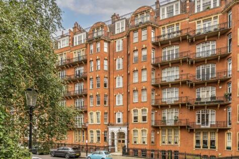 Oakwood Court, Kensington