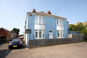 22, Waterloo Road, Lymington SO41 9DB