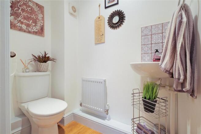 Cloakroom/Wc
