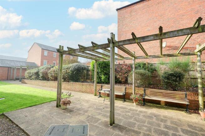 1 bed Apartment for sale Image 12