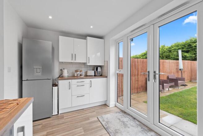 2 bed Semi-Detached for sale Image 8