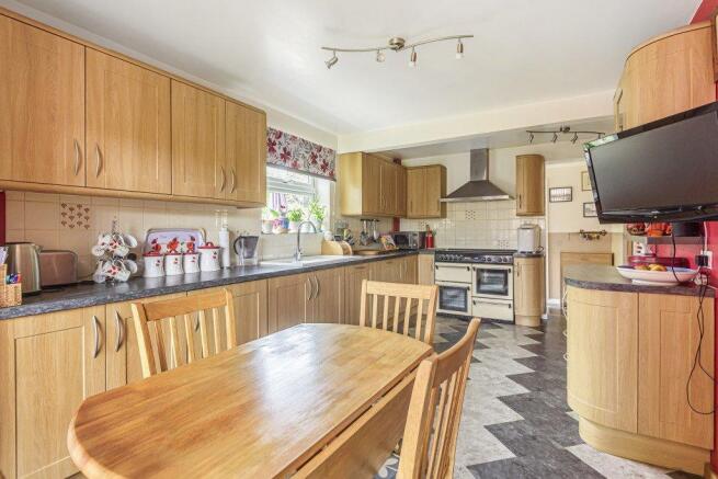 Kitchen/Breakfast