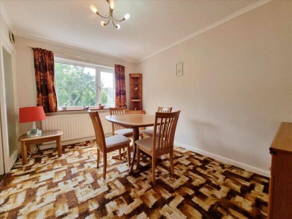 Dining Room: