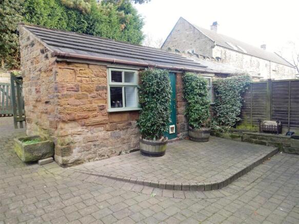 semi-detached stone 
