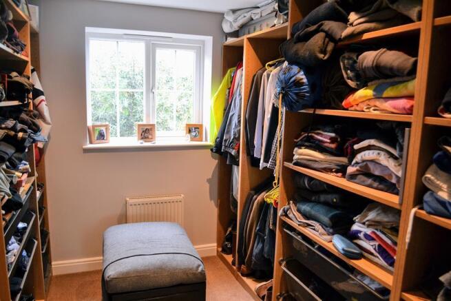 DRESSING ROOM 