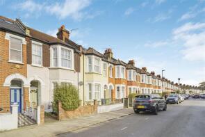 7, Hydethorpe Road, London SW12 0JE