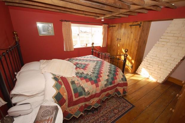 Photo 7