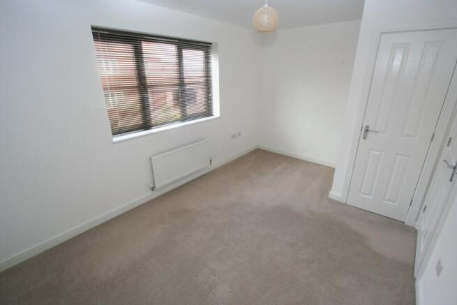 3 bed Semi-Detached for sale Image 6