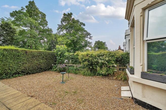 1 bed Flat for sale Image 4