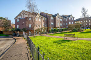 Flat 1, 6 St. Nera's Court, Parkland Mead, Bickley, Bromley BR1 2FQ