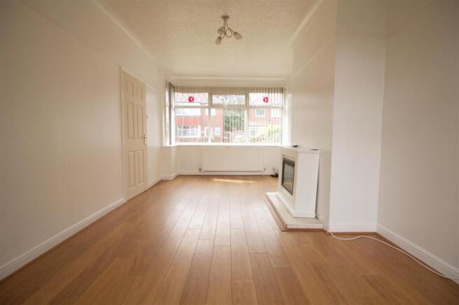 Living.room.jpg