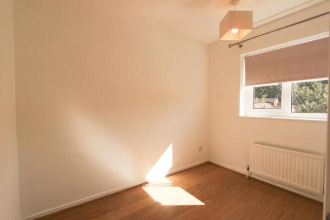 2 bed Semi-Detached for sale Image 8