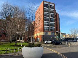 Flat 2/4, 228, Howard Street, Glasgow G1 5HH