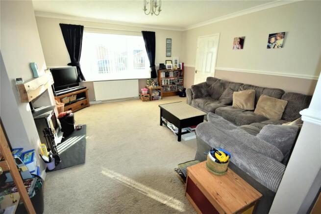 27 Birkdale Road Lge.JPG
