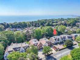 Flat 7, 167 169 The Hoy, Lymington Road, Christchurch BH23 4JS