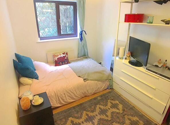 Photo 10