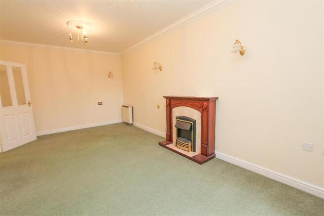 LIVING ROOM 2.jpg