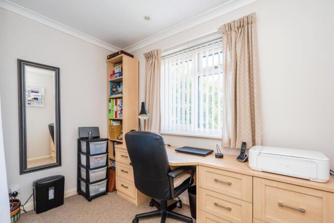 Bedroom 4/ Study