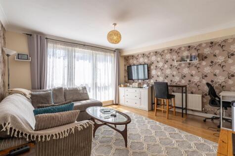 Fisgard Court, Admirals Way, Gravesend, Kent, DA12 2AW