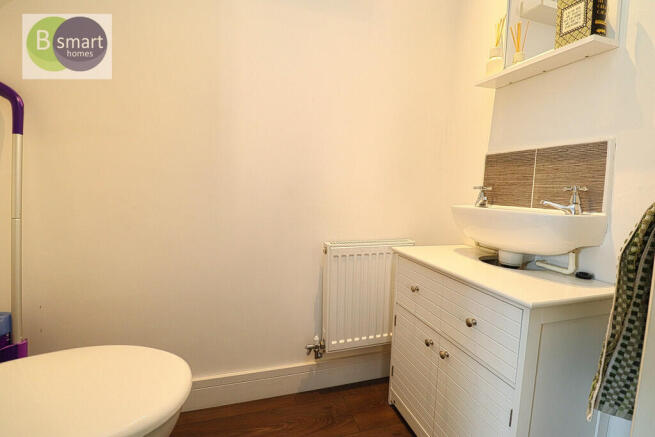 3 bed Semi-Detached for sale Image 7