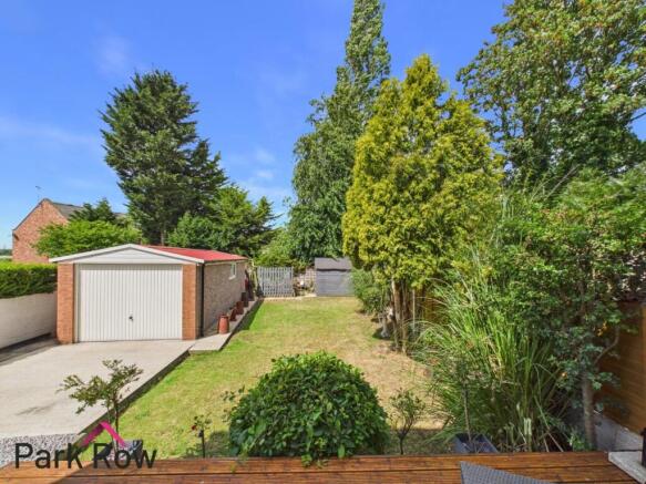 Hillside, Byram, Knottingley photo 4