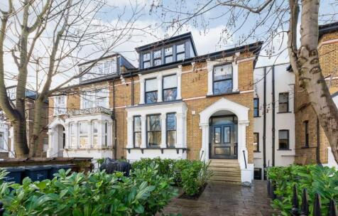 Queens Drive, London, N4