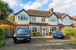 4, Foresters Drive, Wallington SM6 9DG