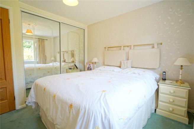 2 bed Bungalow for sale Image 7