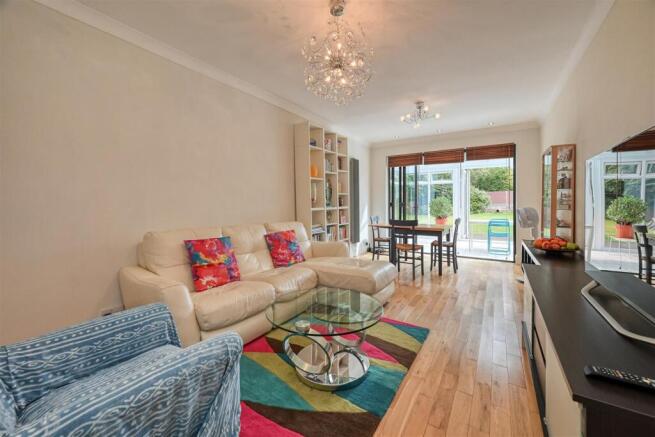 110 Finchfield Lane, Finchfield, Wolverhampton, WV3 8EU photo 4