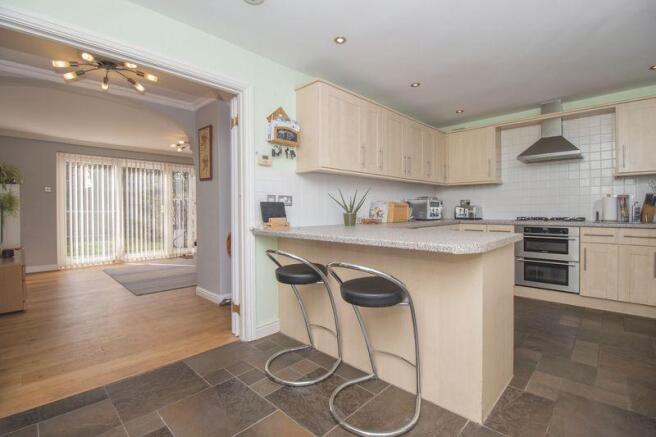Kitchen / Brea...