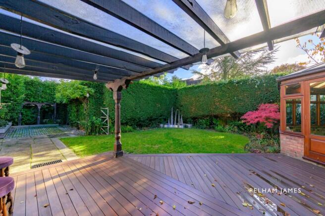 Covered Deck, Westwood Park Road, Peterborough