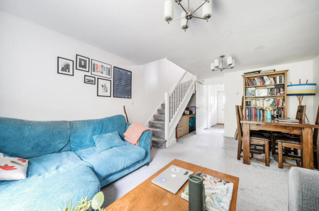 1353390-12-68d65a...