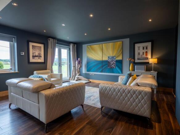 2 bed Detached for sale Image 5