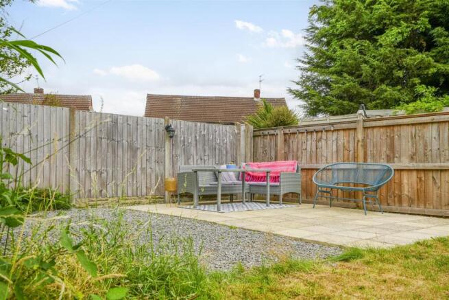 2 bed Semi-Detached for sale Image 11