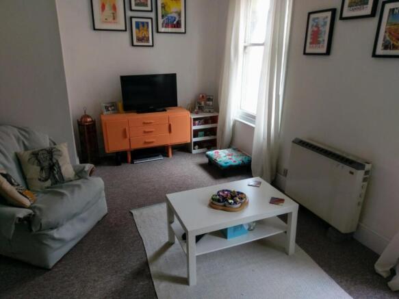 27 East Street Lounge 2.jpg