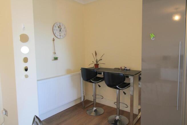 Small breakfast area